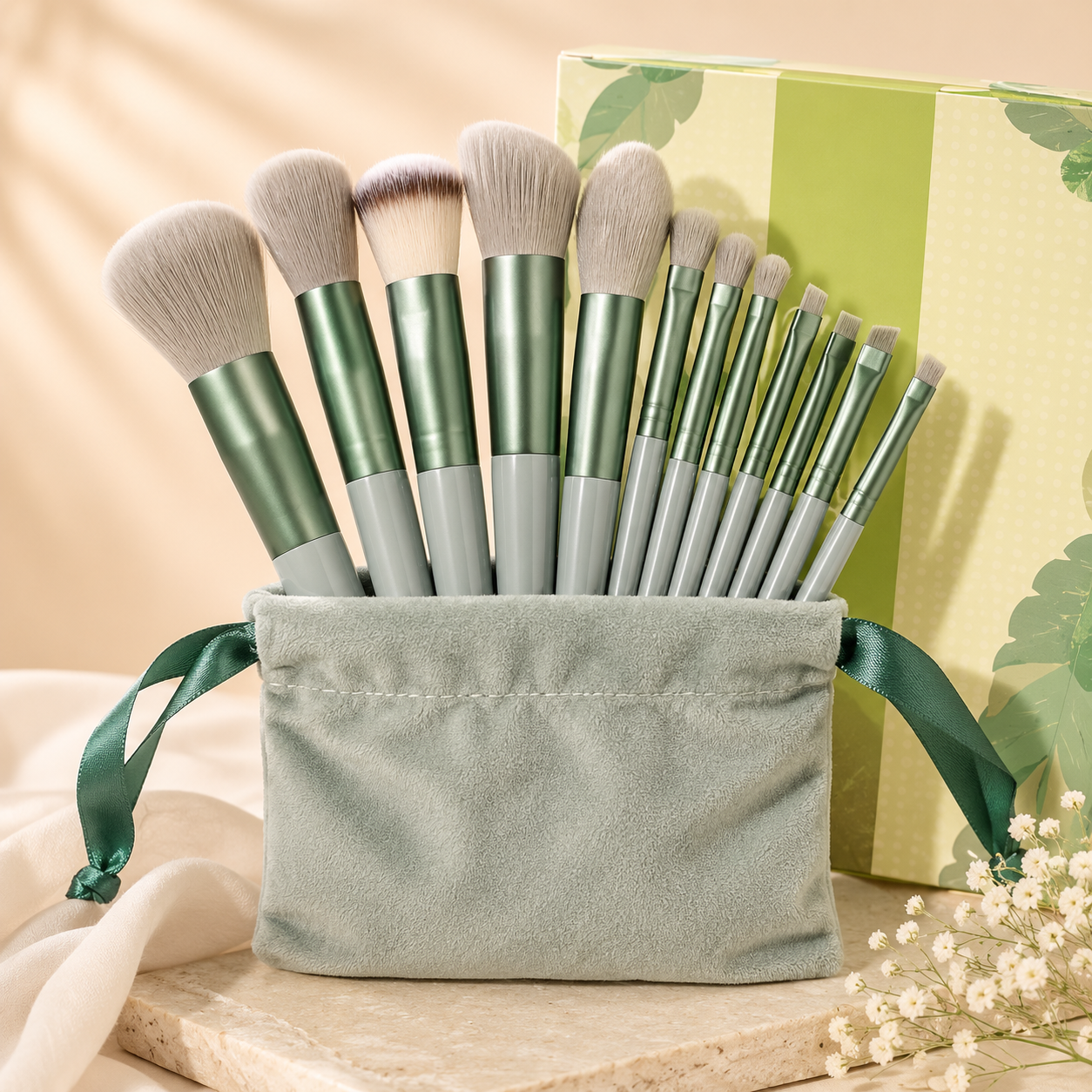 13 Pcs Professional Makeup Brush Set with Beauty Sponge & Travel Bag